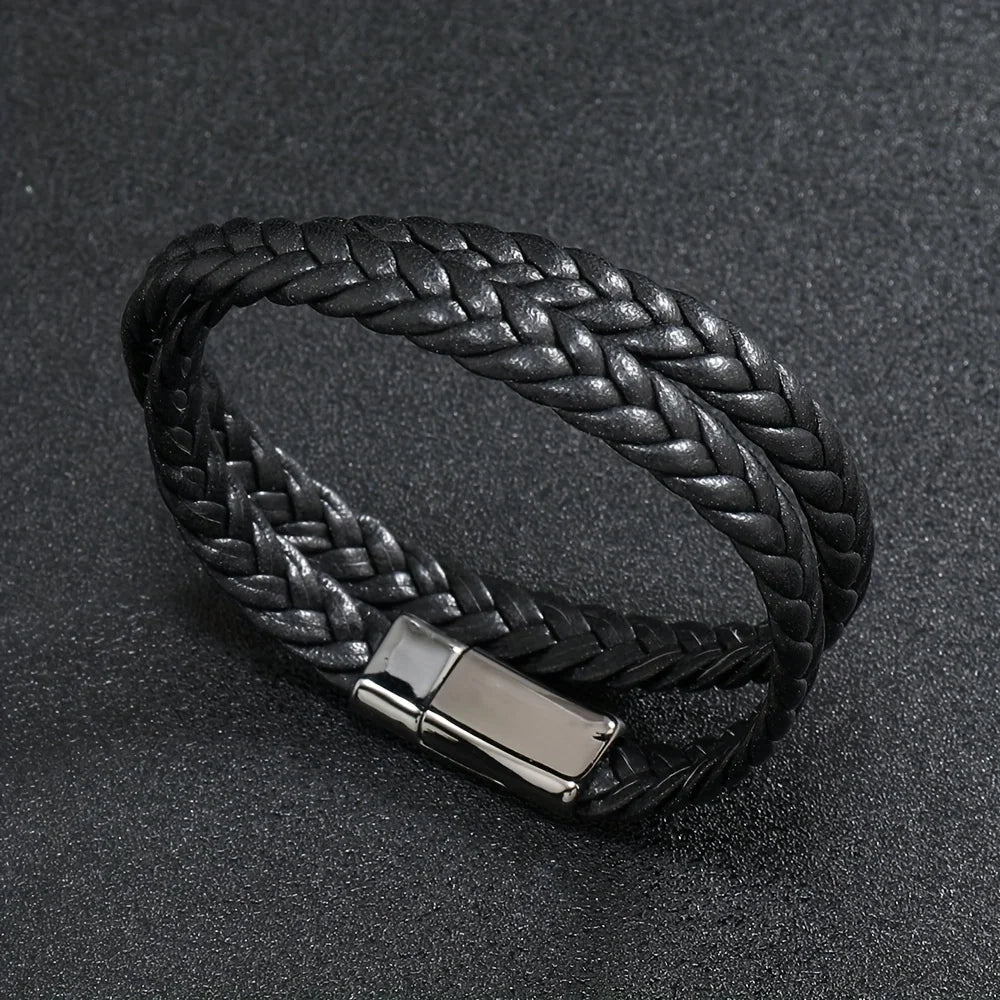 A Stylish And Minimalist Multi-Loop Faux Leather Bracelet from Europe And America, Suitable for Both Genders, Featuring a Magnet